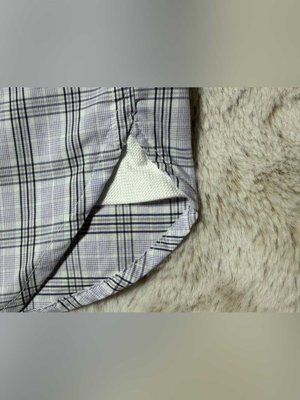 Freshly Dry-Cleaned Banana Republic Men's Button-Up White With Blue Plaid XX - Picture 8 of 8